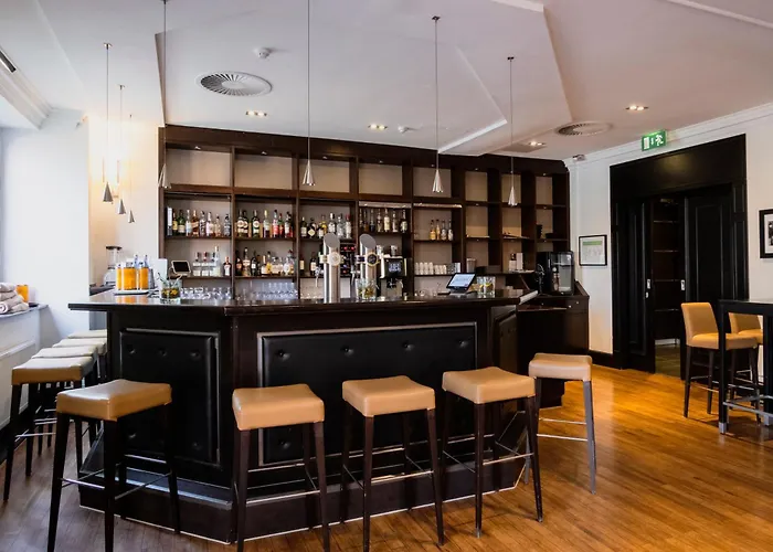 Courtyard By Marriott Seestern Hotel 4*