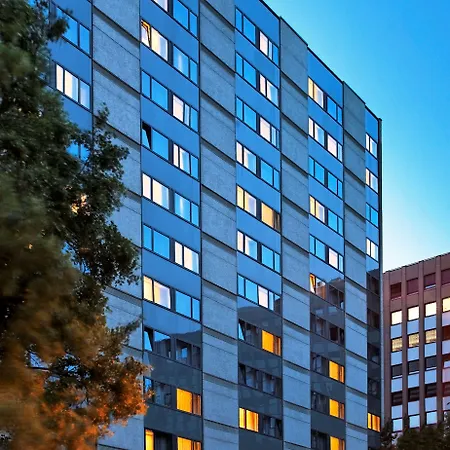 Hotel Courtyard By Marriott Seestern 4*