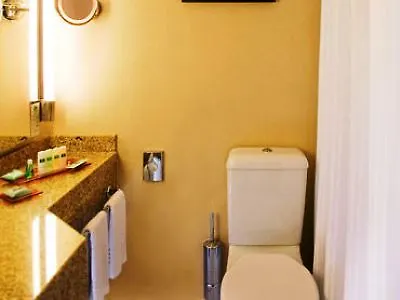 كورتيارد باي ماريوت زيشترن 4*