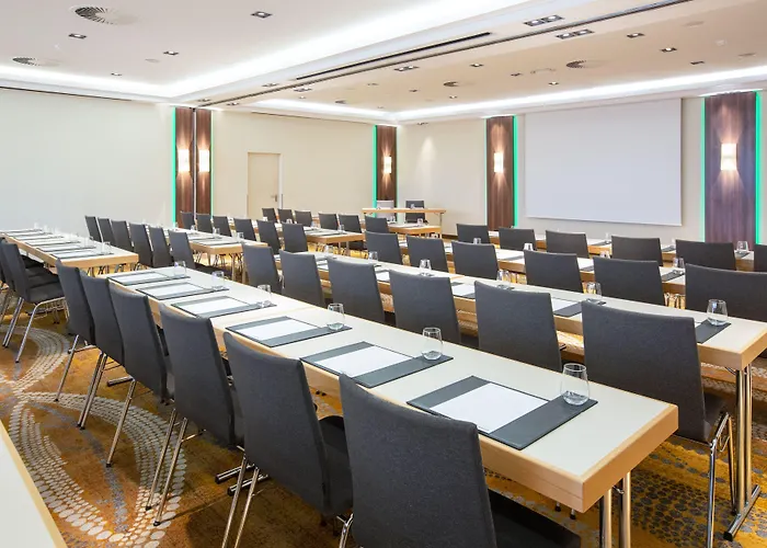 Courtyard By Marriott Seestern