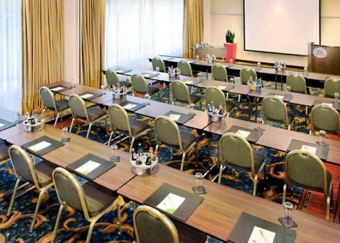 Otel Courtyard By Marriott Seestern