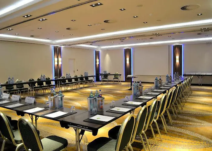 Hotel Courtyard By Marriott Seestern