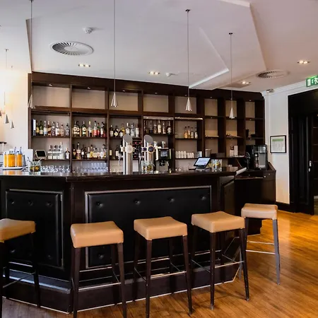 Courtyard By Marriott Seestern Hotel 4*