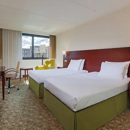 Courtyard By Marriott Seestern