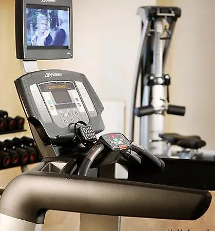 Courtyard By Marriott Seestern מלון דיסלדורף