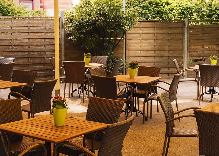 Courtyard By Marriott Seestern Hotel 4*