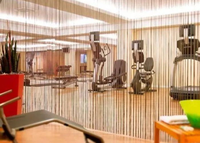 Hotel Courtyard By Marriott Seestern 4*