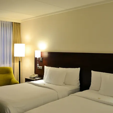 Szálloda Courtyard By Marriott Seestern