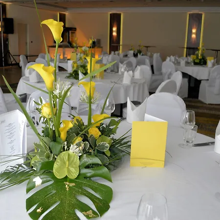 Courtyard By Marriott Seestern Szálloda 4*